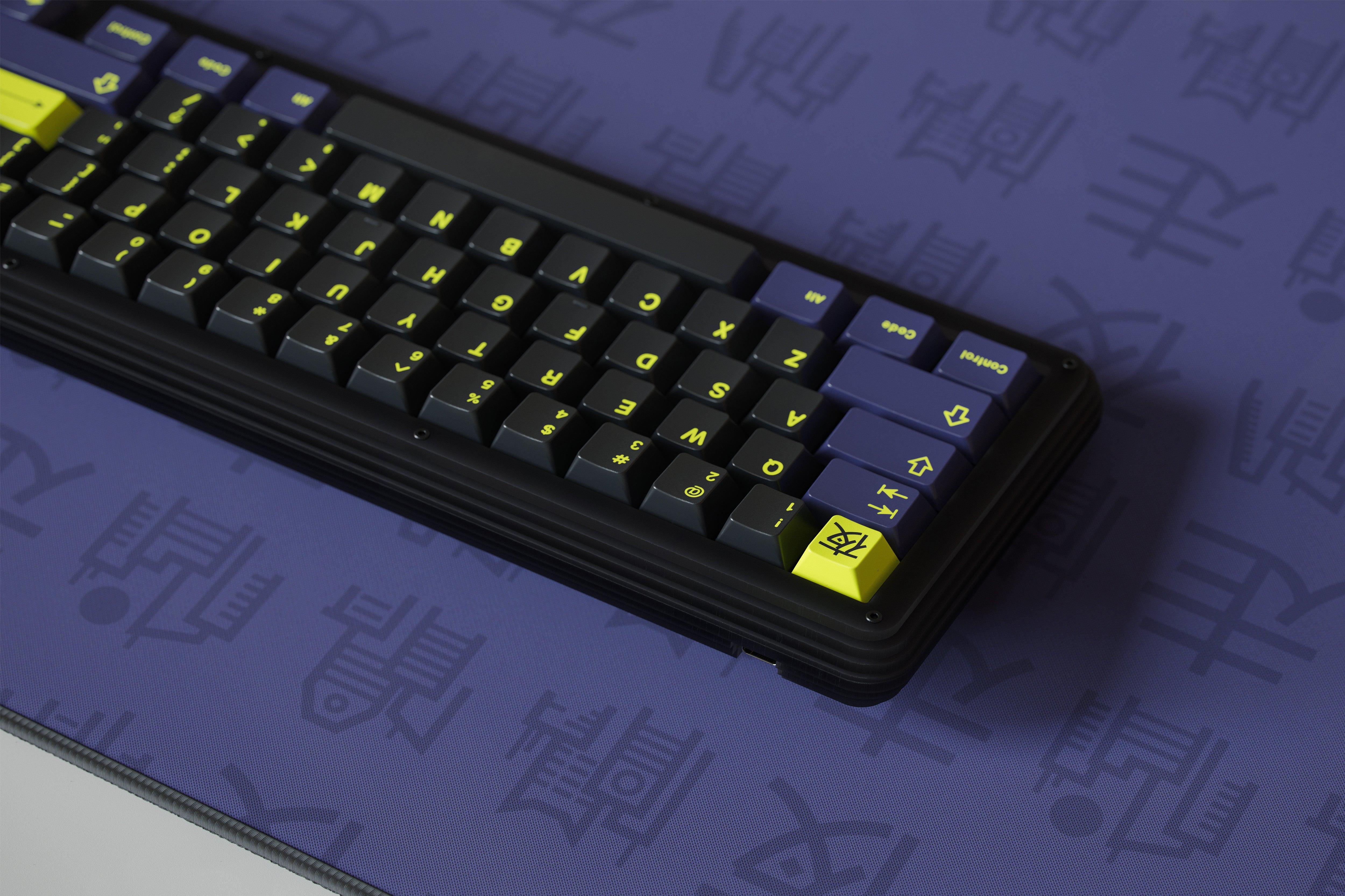 Night-Runner-R2-Accessories-Mechanical-Keyboard-15